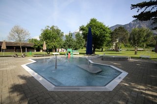 Schwimmbad Hall in Tirol