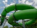Hallen- Und Freibad Waldemar Ebstorf - grüne Röhrenrutsche